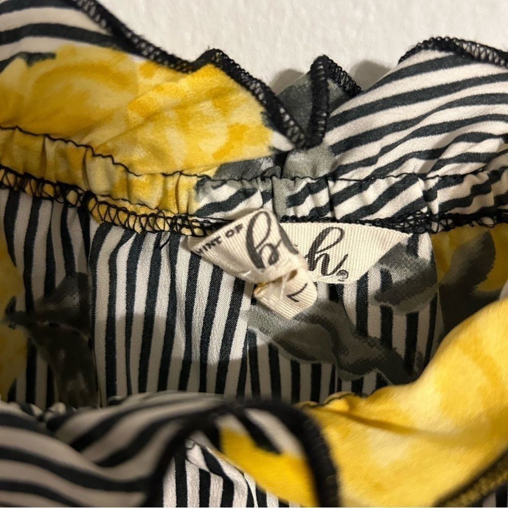 Hint of Blush Off The Shoulder Dress Black/White Stripe With Yellow Rose Size L - Picture 6 of 6